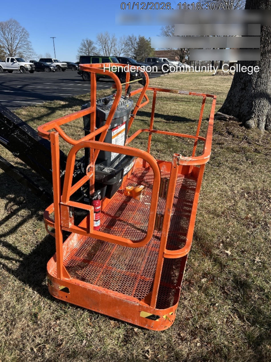 2025 JLG 660SJ