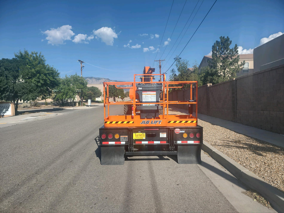 2022 JLG 860SJ