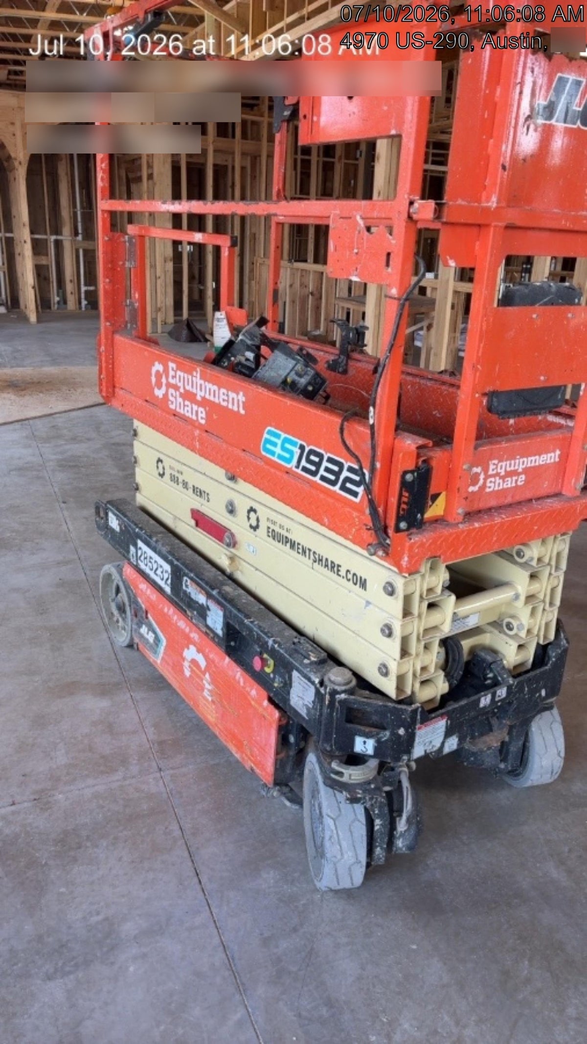 2022 JLG ES1932