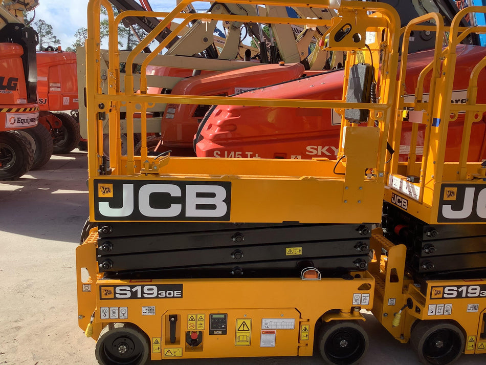 2021 JCB S1930E