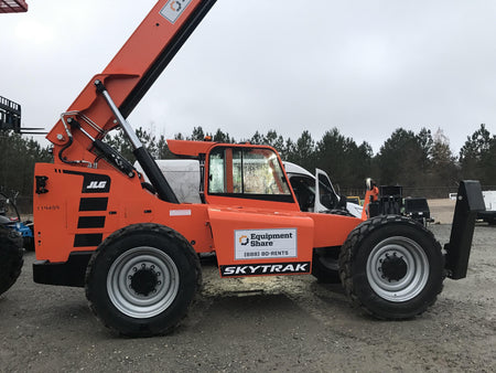 2021 SKYTRAK 10054
