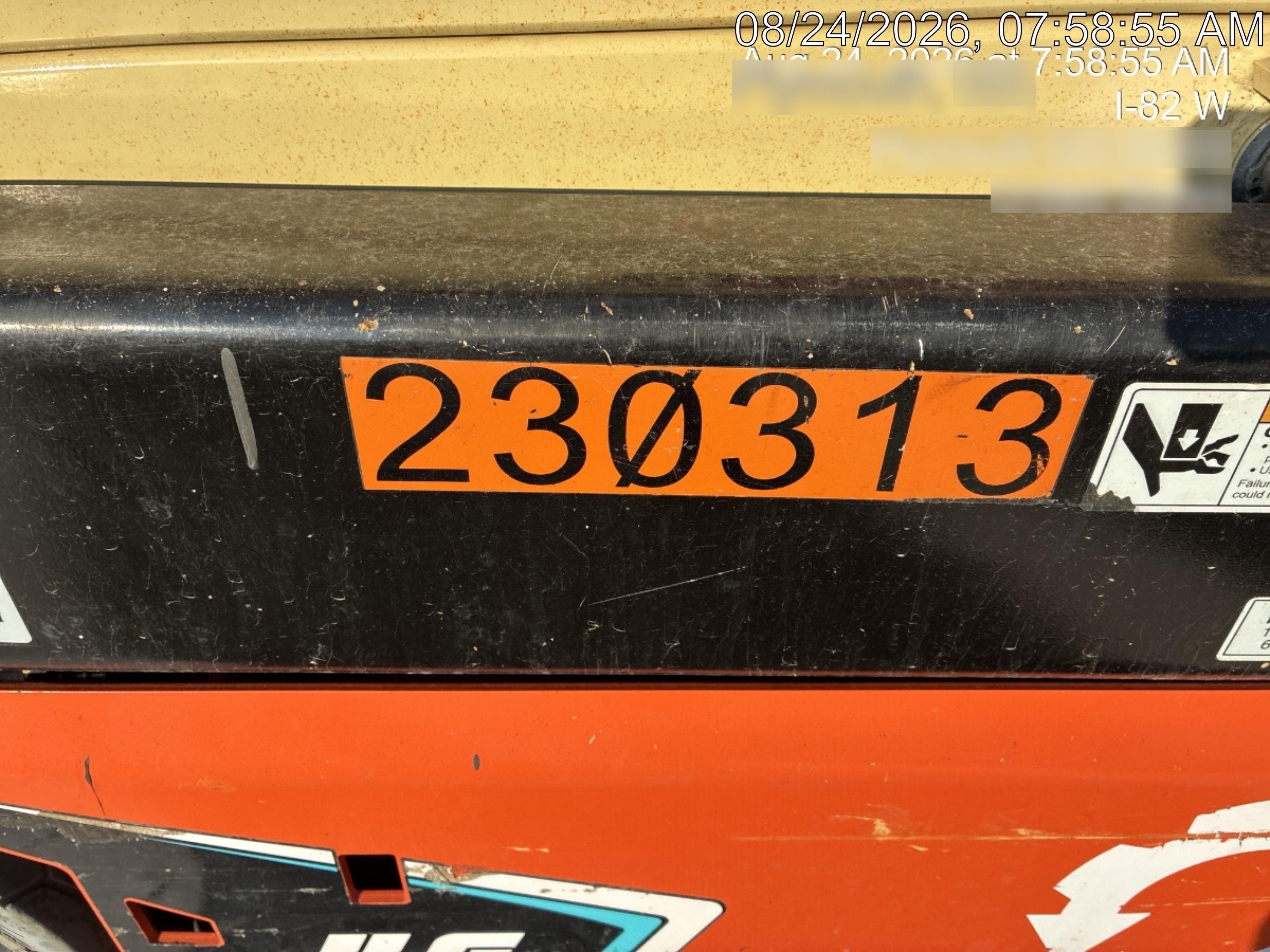 2022 JLG ES1932