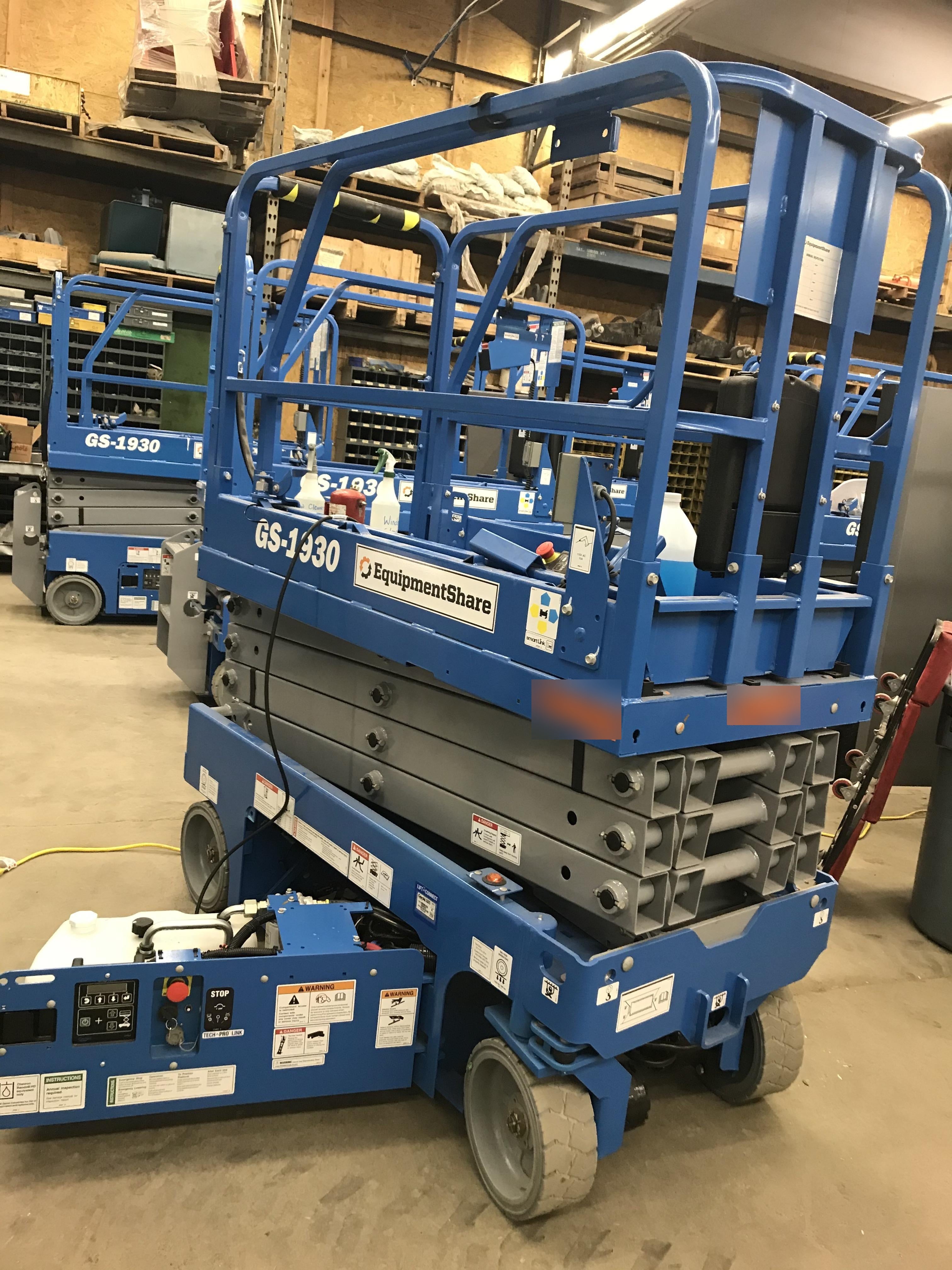 2019 Genie GS-1930 Fixed rails with chain Entry