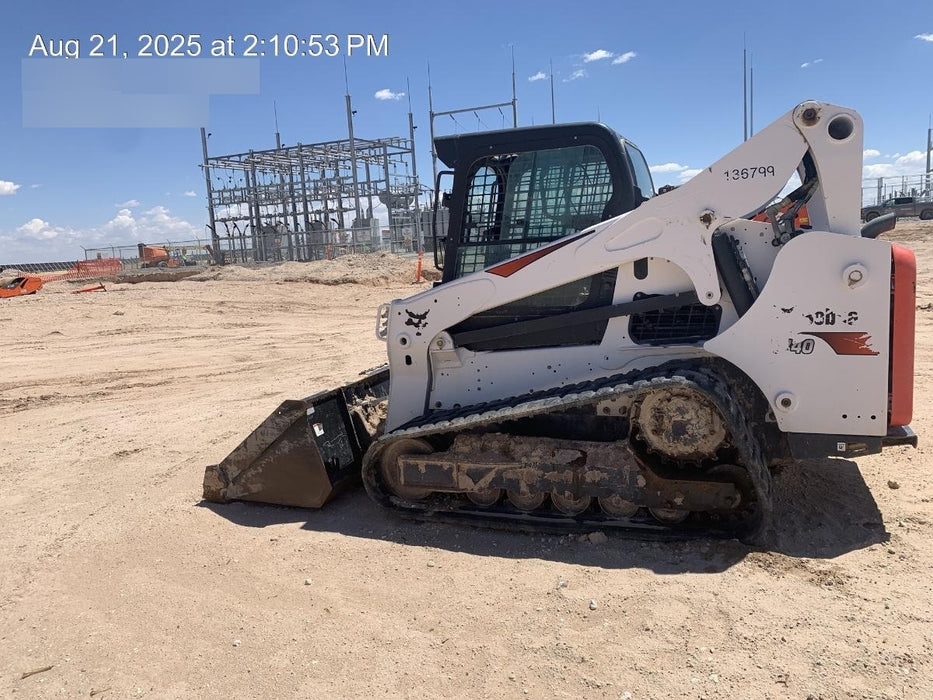 2021 BOBCAT T740
