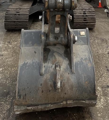 2018 WERK-BRAU 42" HD Bucket - Werk-Brau