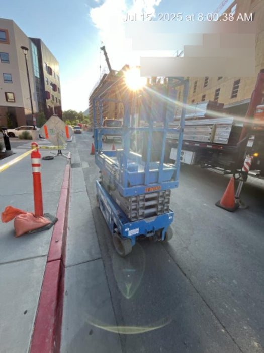 2020 Genie GS-1930 Solid Non Marking Tires, Beacon, Folding rails with half height swing gate, 800W Inverter