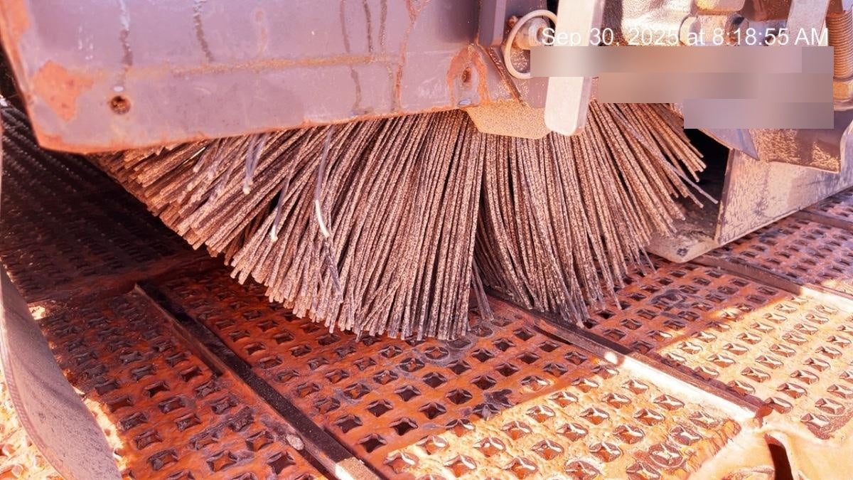 2021 PALADIN Sweepster SB72