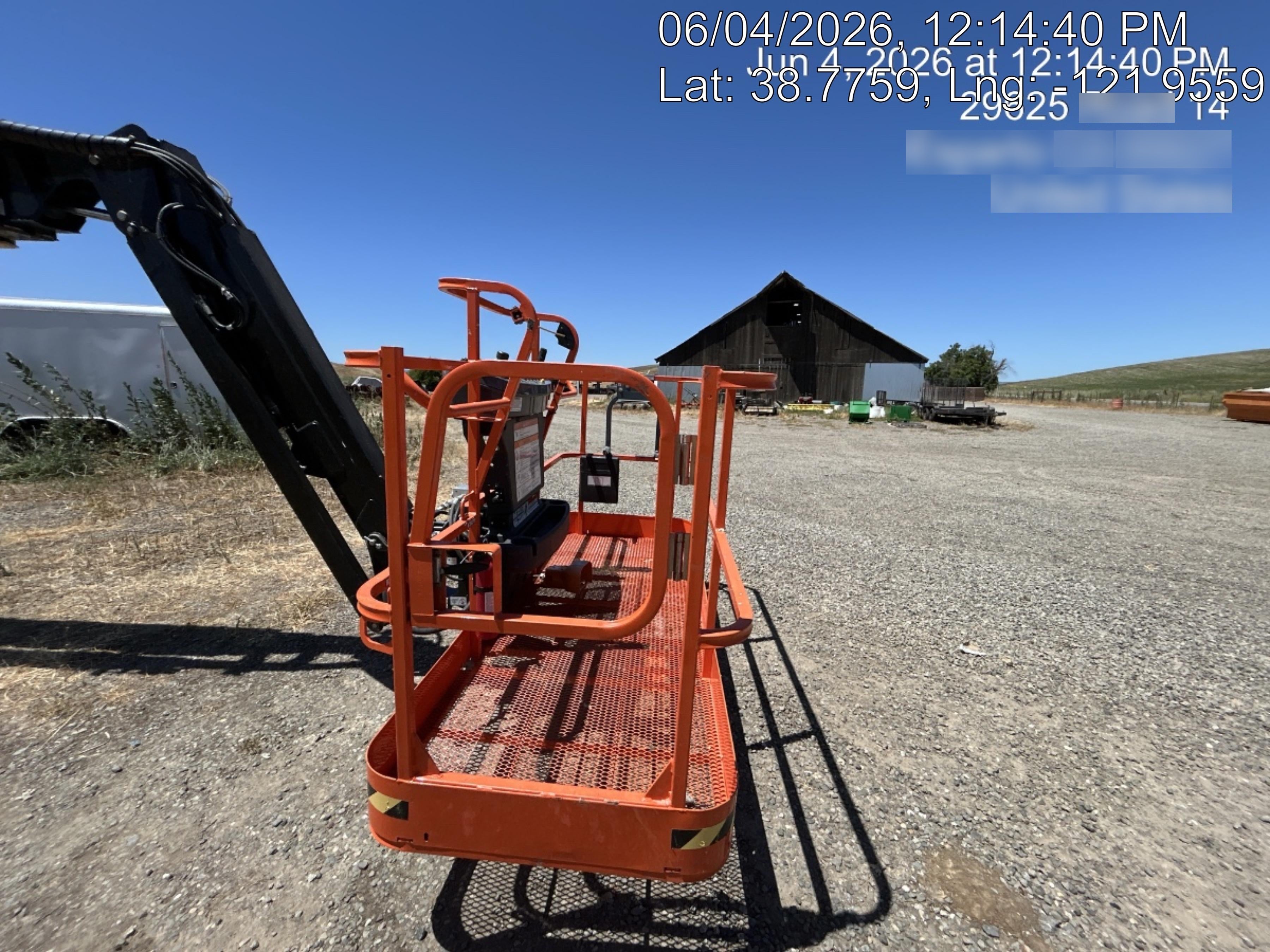2025 JLG 660SJ
