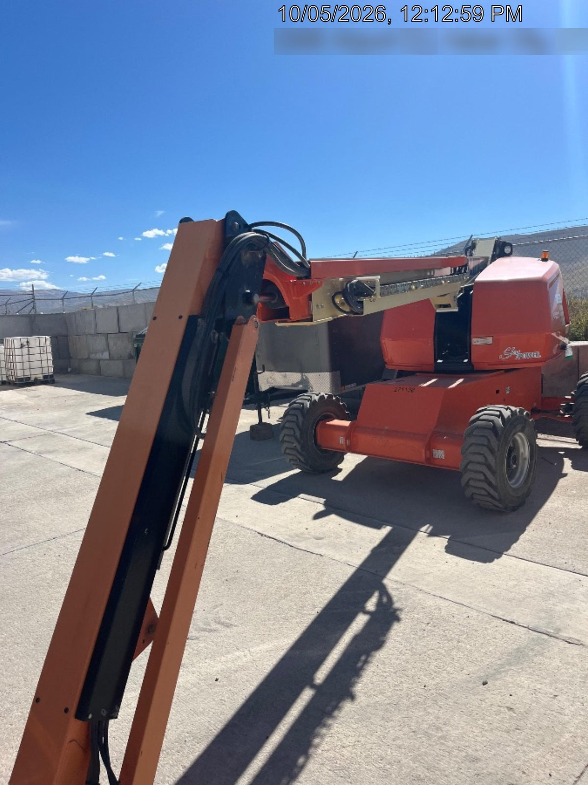 2022 JLG 460SJ