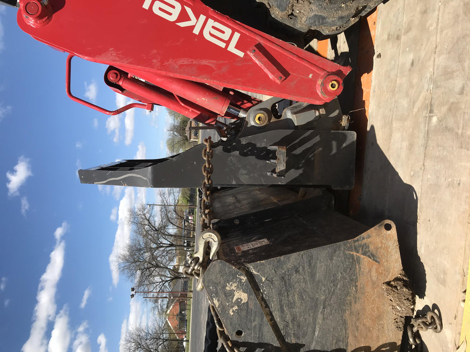 2018 PALADIN 48" Pallet Forks - Paladin