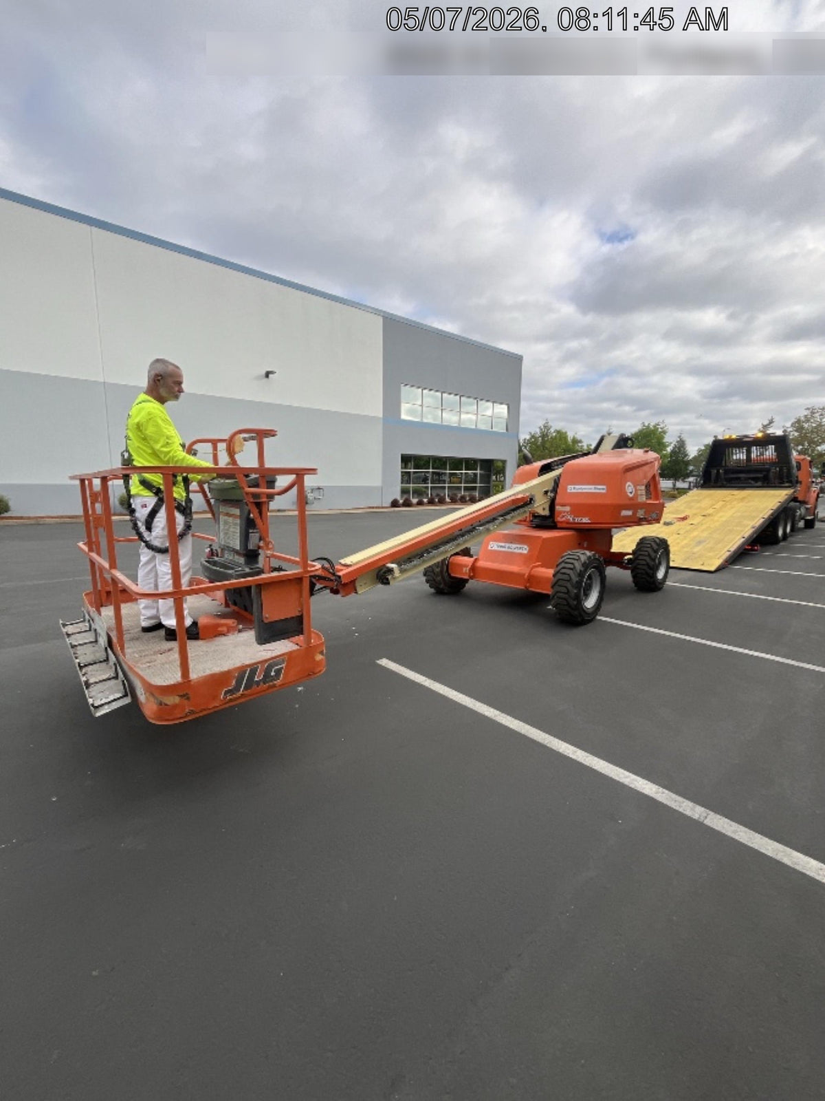 2020 JLG 400S
