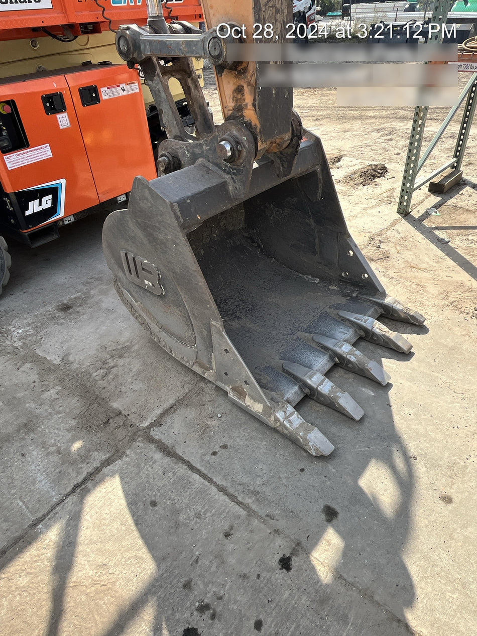 2013 WERK-BRAU 42" HD Bucket - Werk-Brau