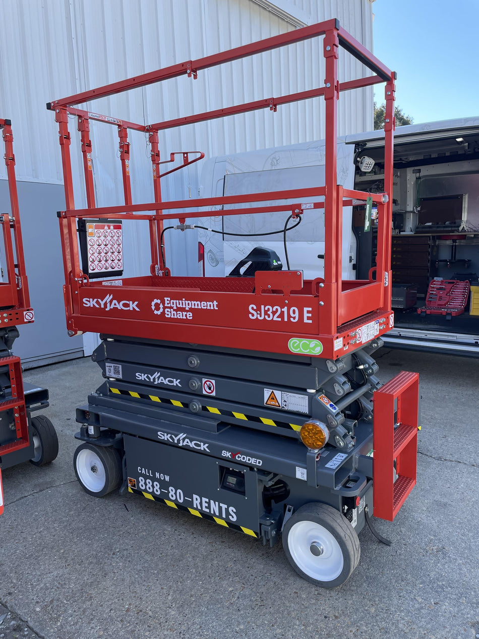 2024 Skyjack SJ3219 Electric Drive, Sld NM Tires, DBcns, RFRails, Power to Platform, T3 + Access Control