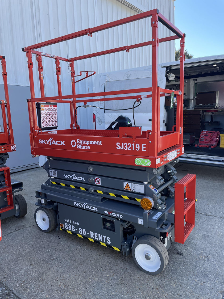 2024 Skyjack SJ3219 Electric Drive, Sld NM Tires, DBcns, RFRails, Power to Platform, T3 + Access Control