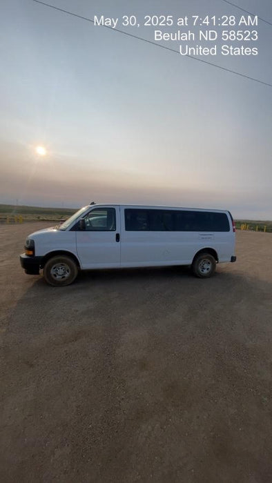 2023 CHEVROLET Express Van - Rental