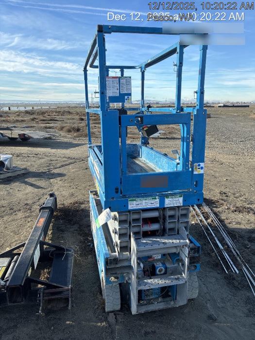 2020 Genie GS-1930 Solid Non Marking Tires, Beacon, Folding rails with half height swing gate, 800W Inverter