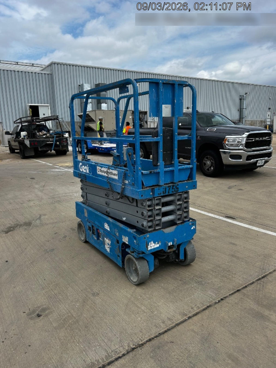 2019 Genie GS-1930 Fixed Rails with Chain Entry