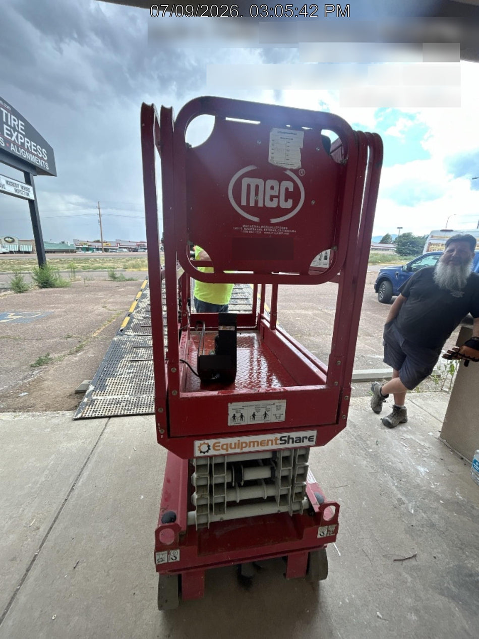 2019 MEC 1330SE MEC 1330SE w/ES Track Hardware, Full Extended 2 Year Warranty