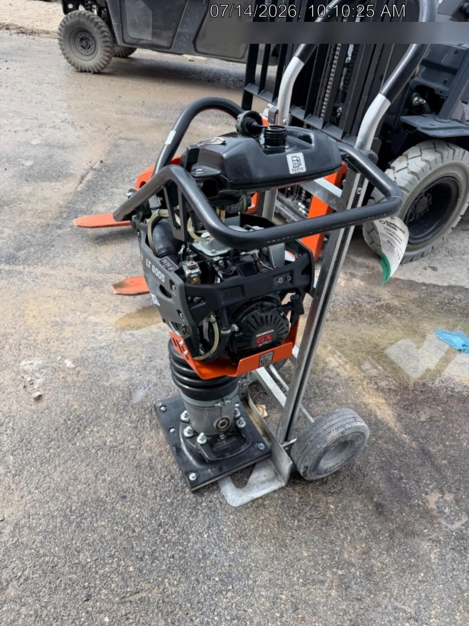 2025 HUSQVARNA LT6005