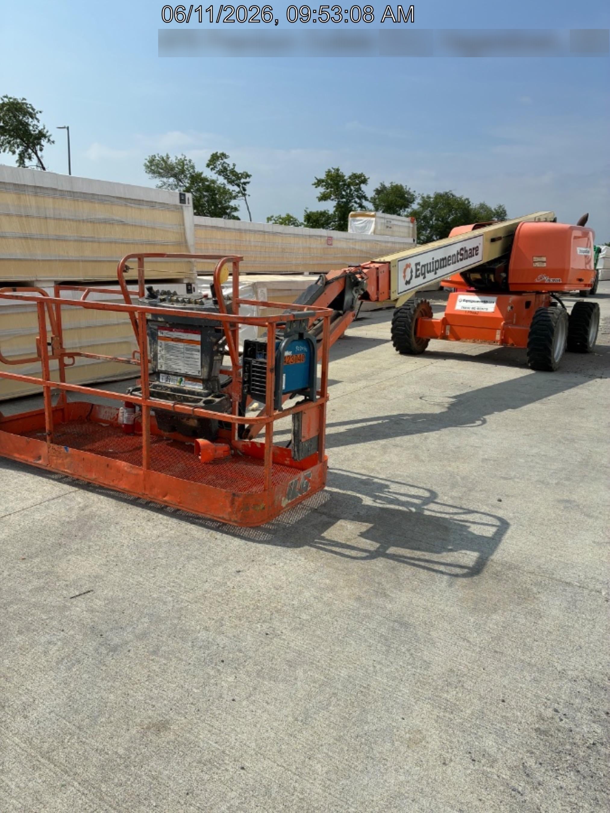 2021 JLG 660SJ