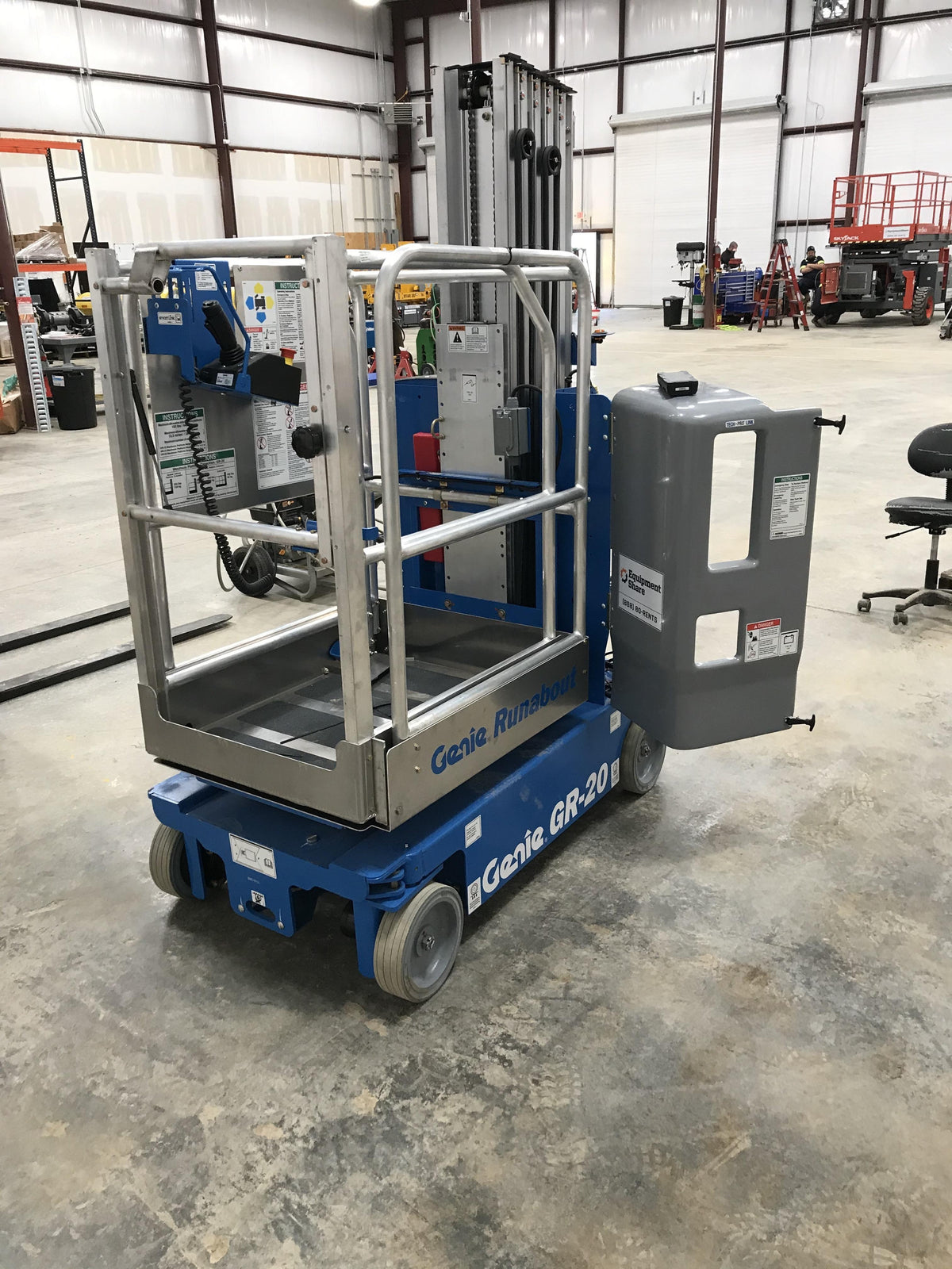 2019 GENIE GR-20