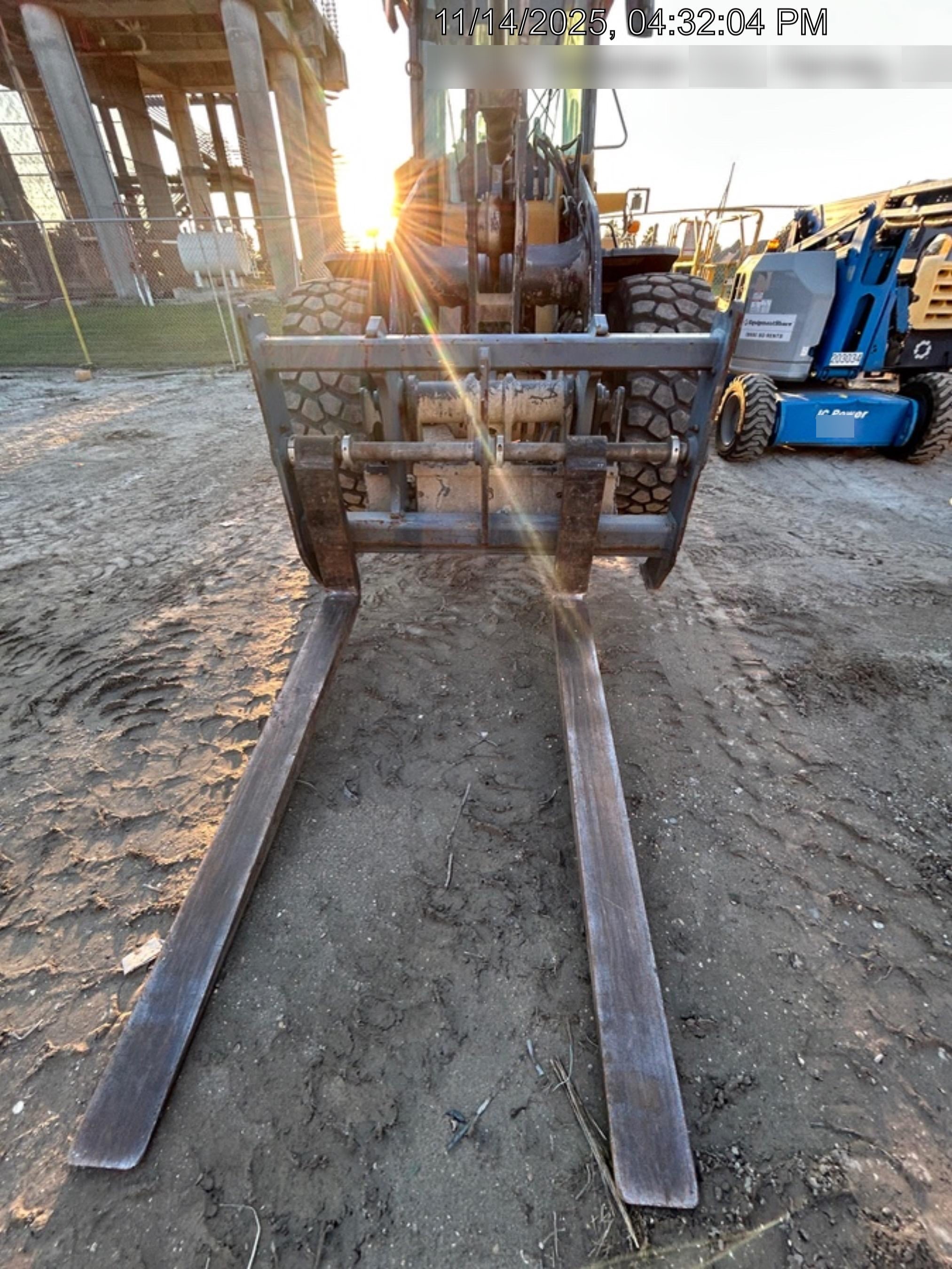 2021 ARROW MATERIAL HANDLING 96" Forks Frame - Arrow Material Handling