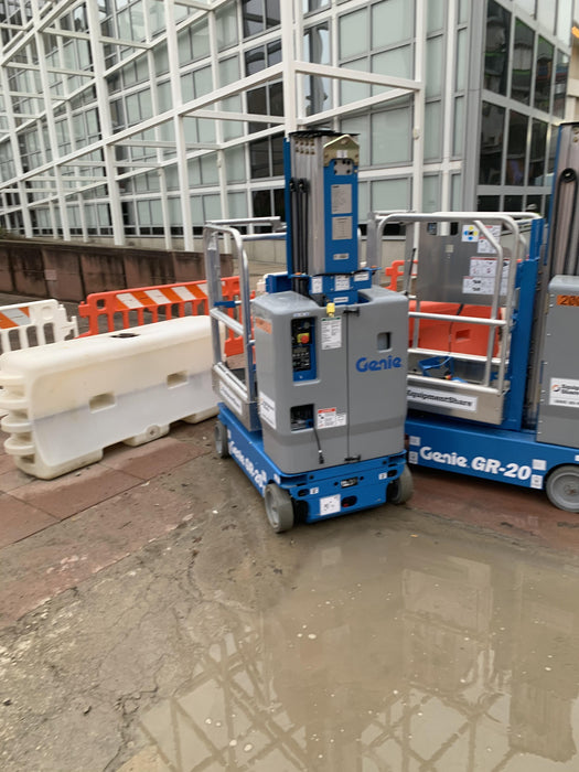 2021 GENIE GR-20
