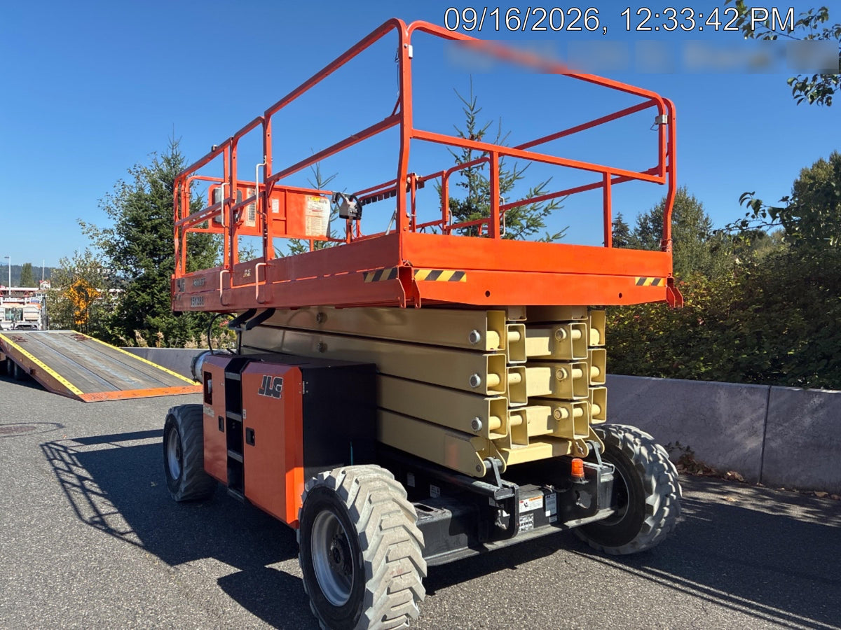 2021 JLG 430LRT