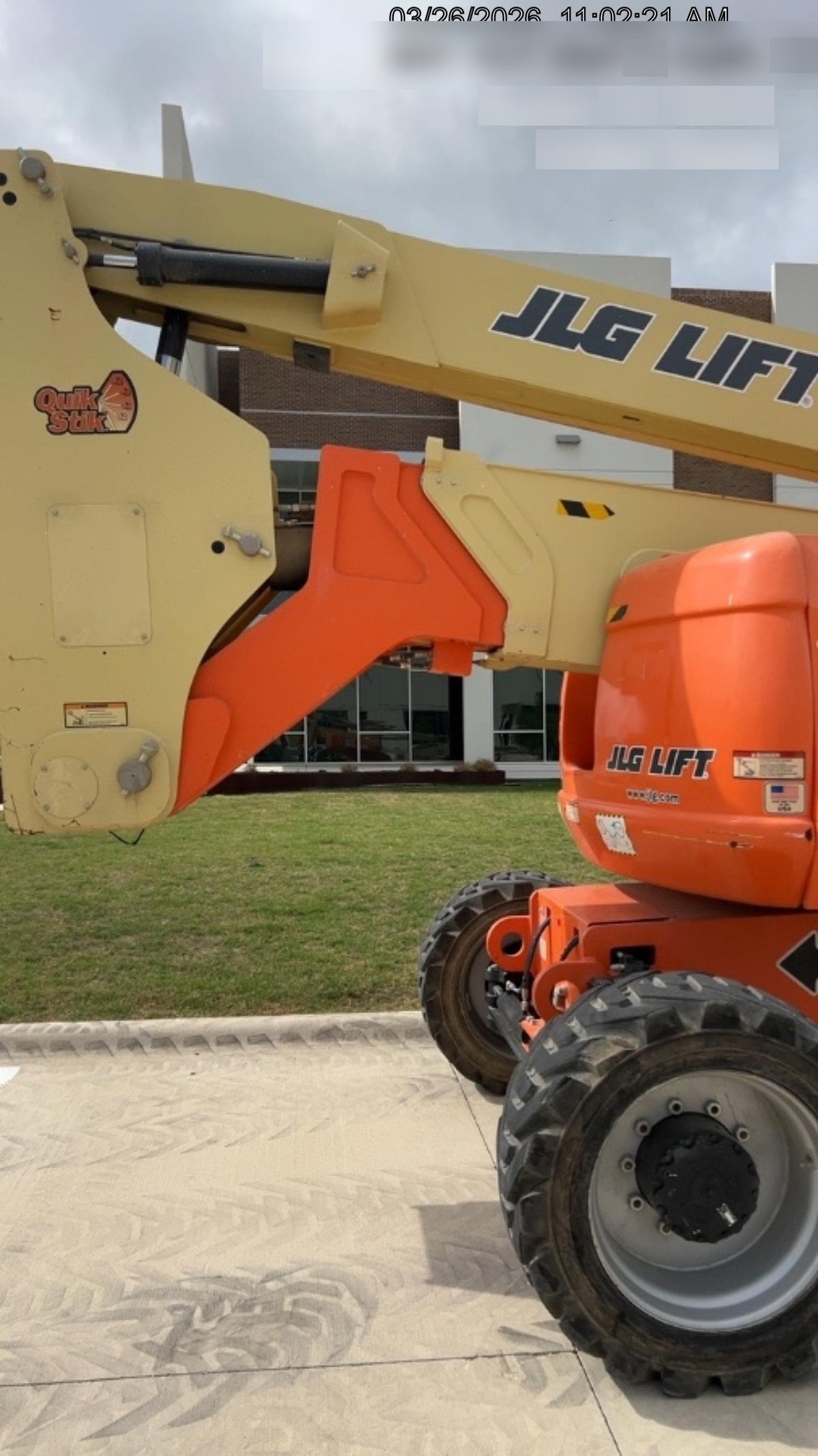 2021 JLG 800AJ