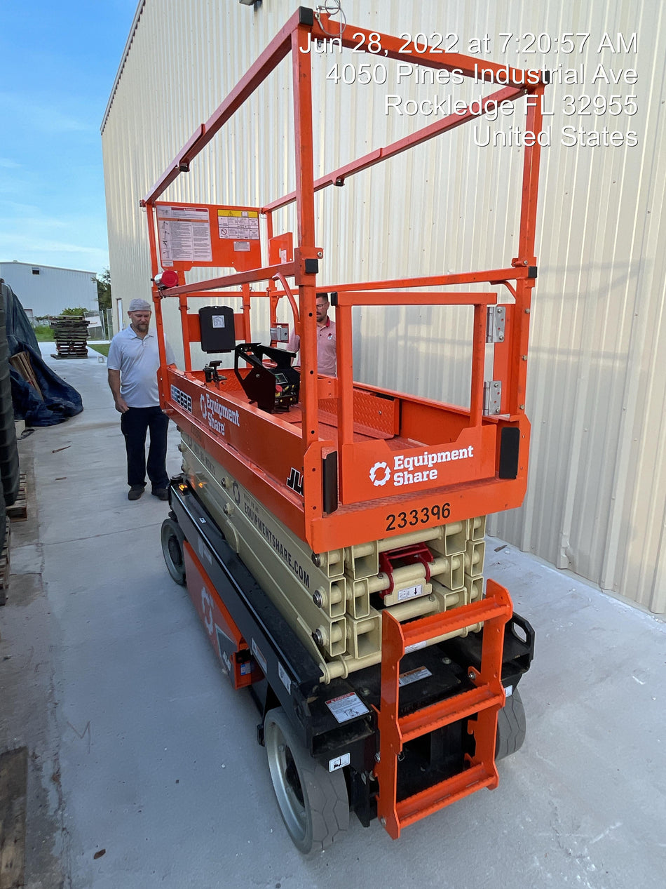 2022 JLG ES2632