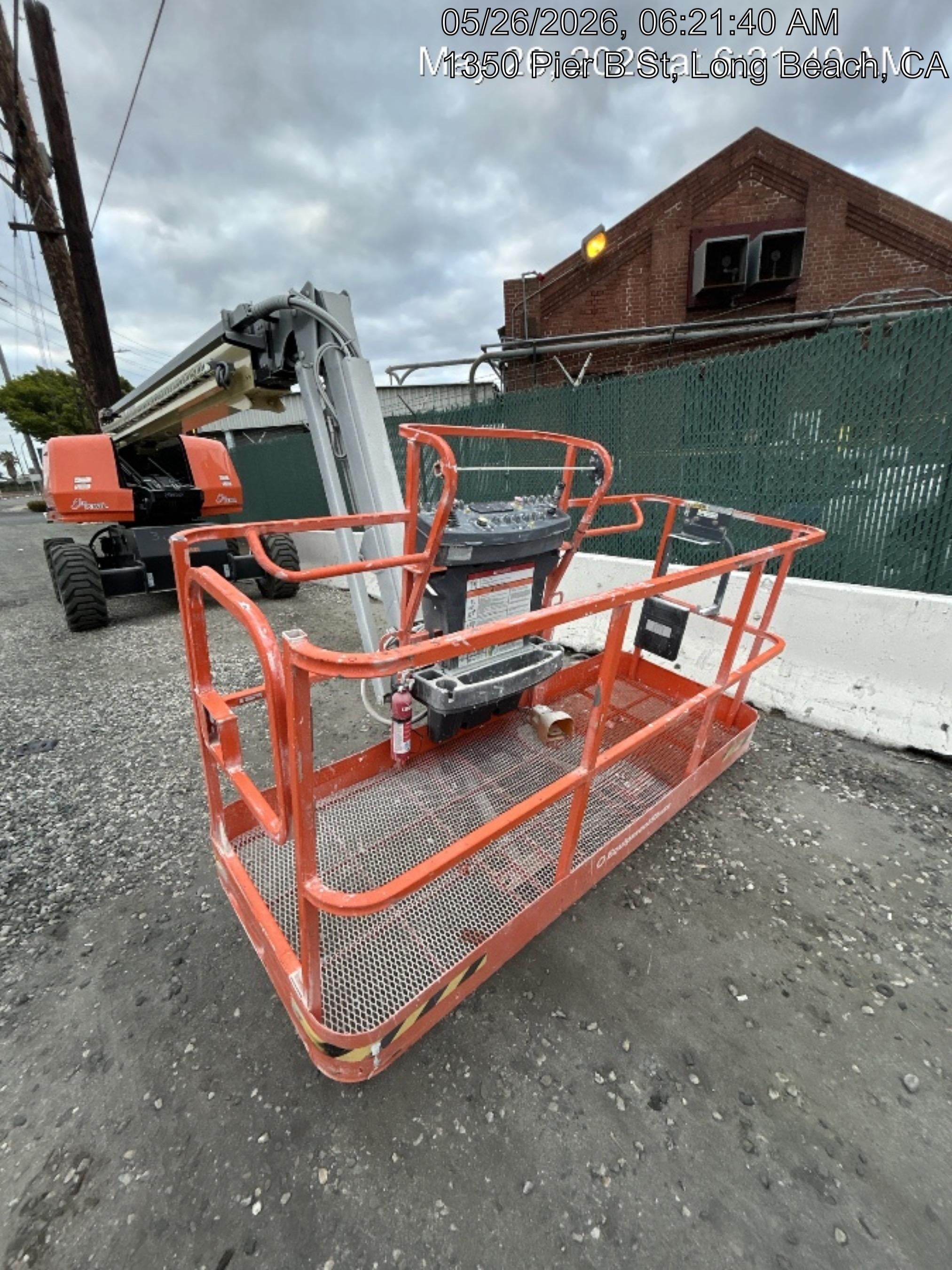 2025 JLG 660SJ