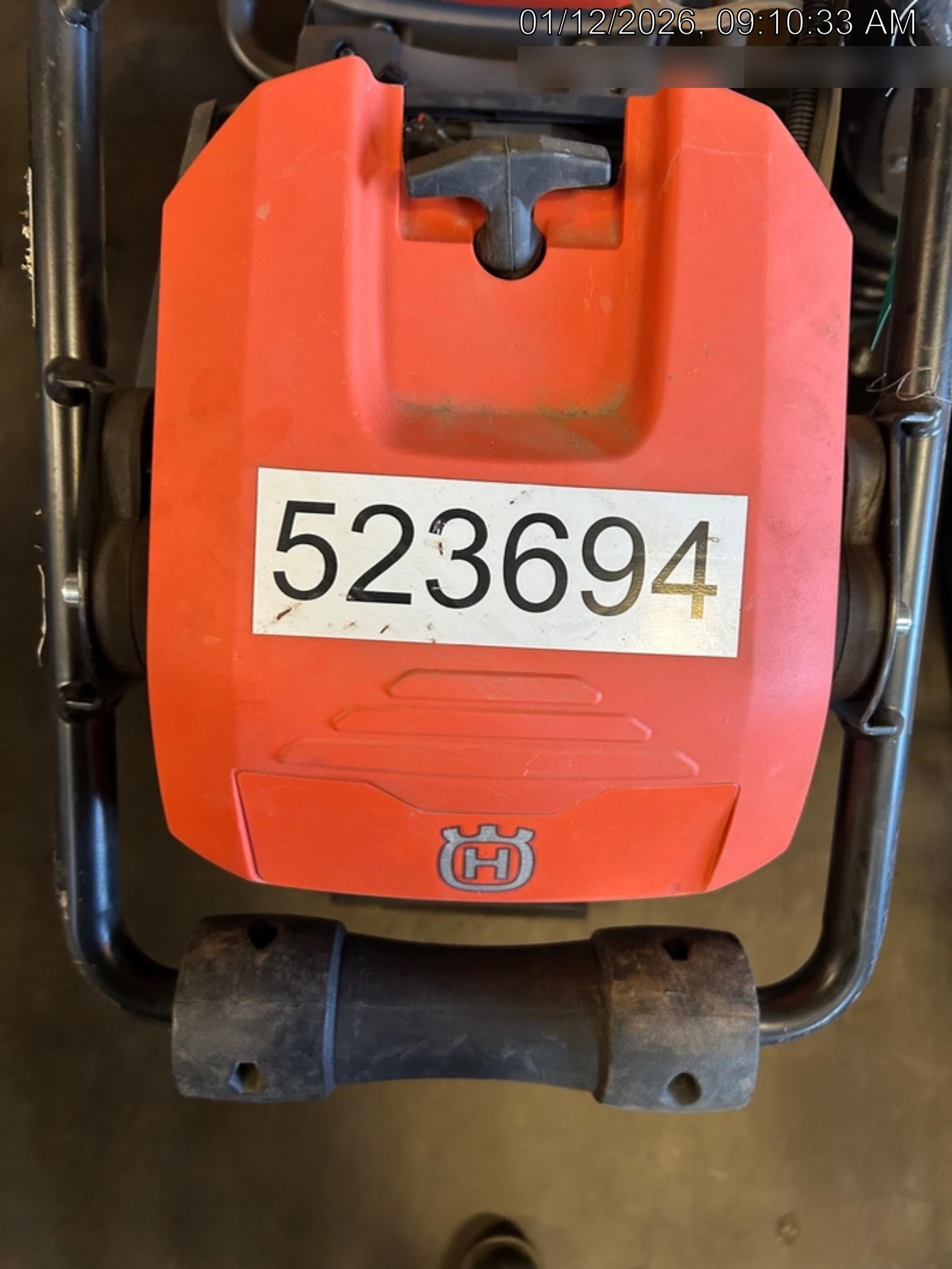 2025 HUSQVARNA LT6005