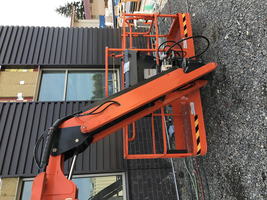 2020 JLG 660SJ