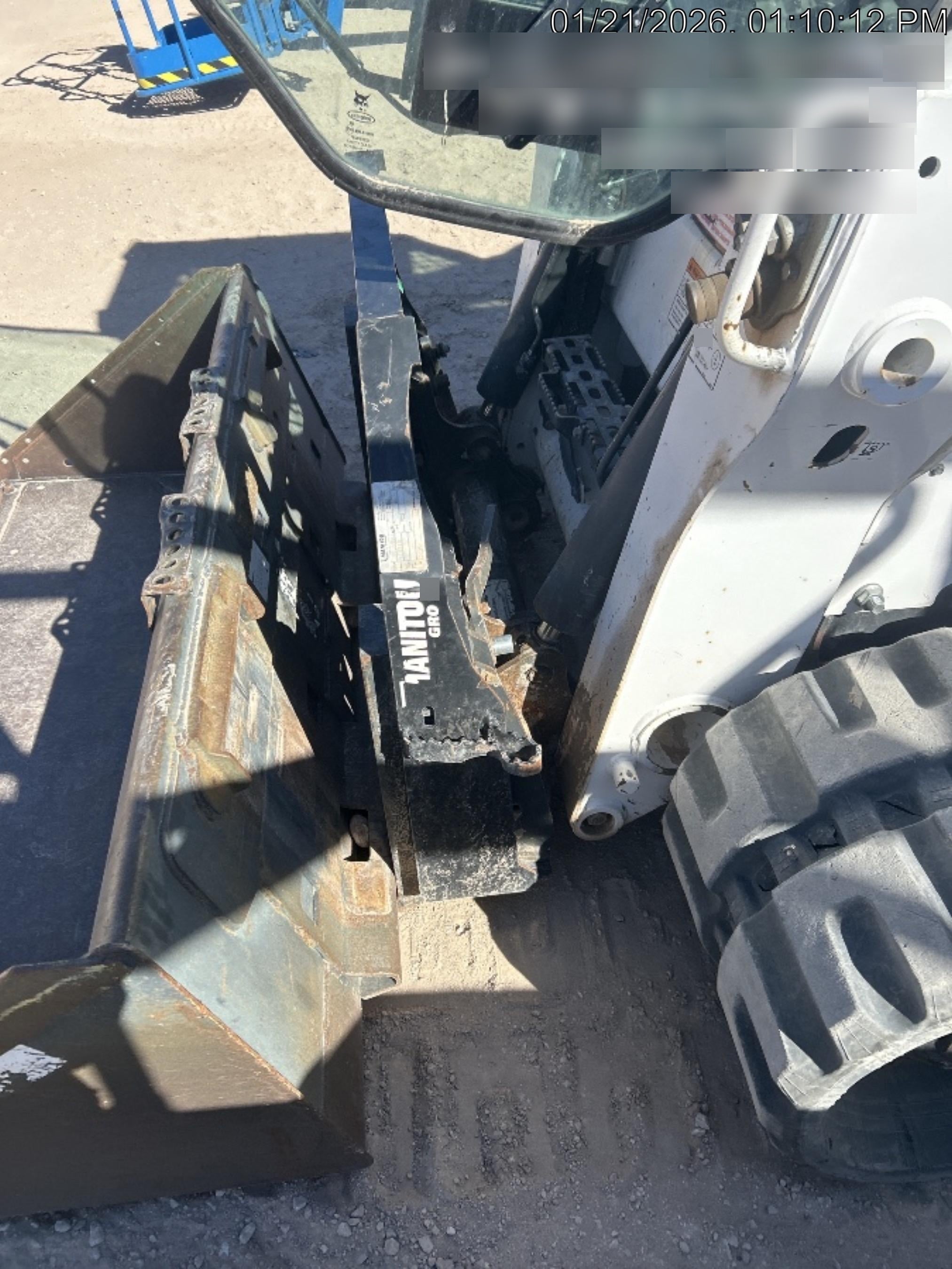 2023 MANITOU 50504723