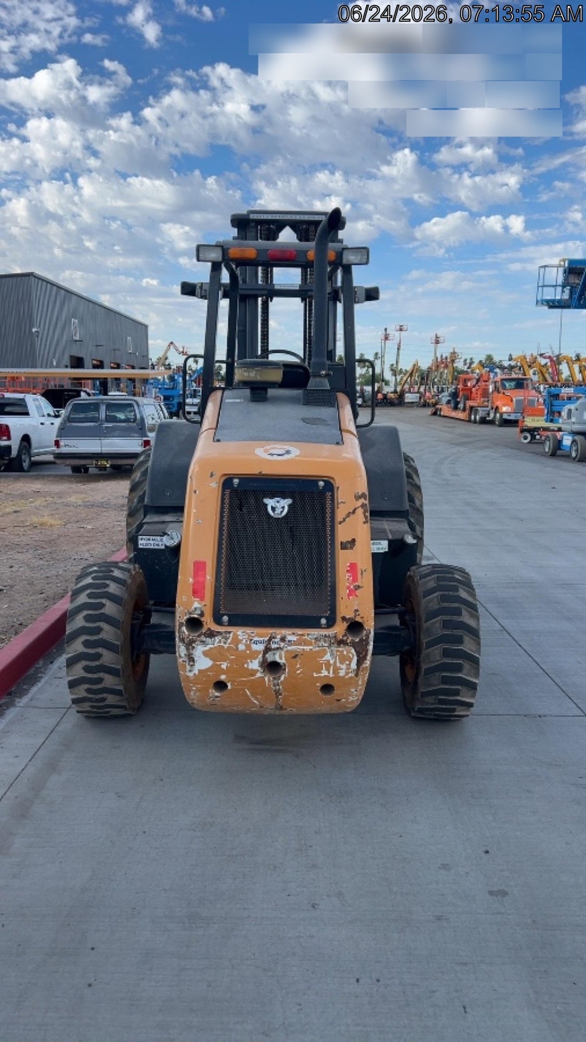 2021 CASE 588H
