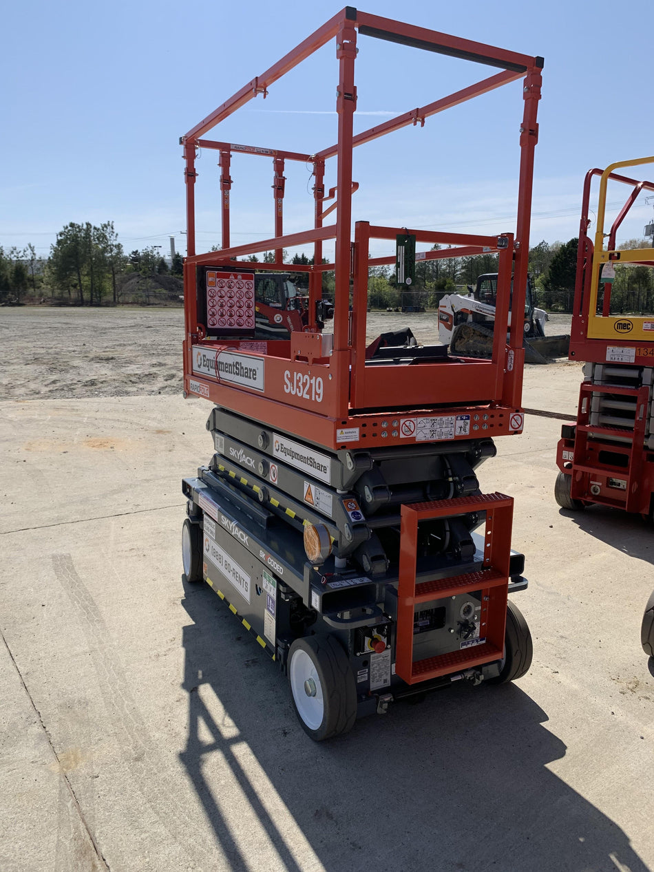 2021 SKYJACK SJ3219