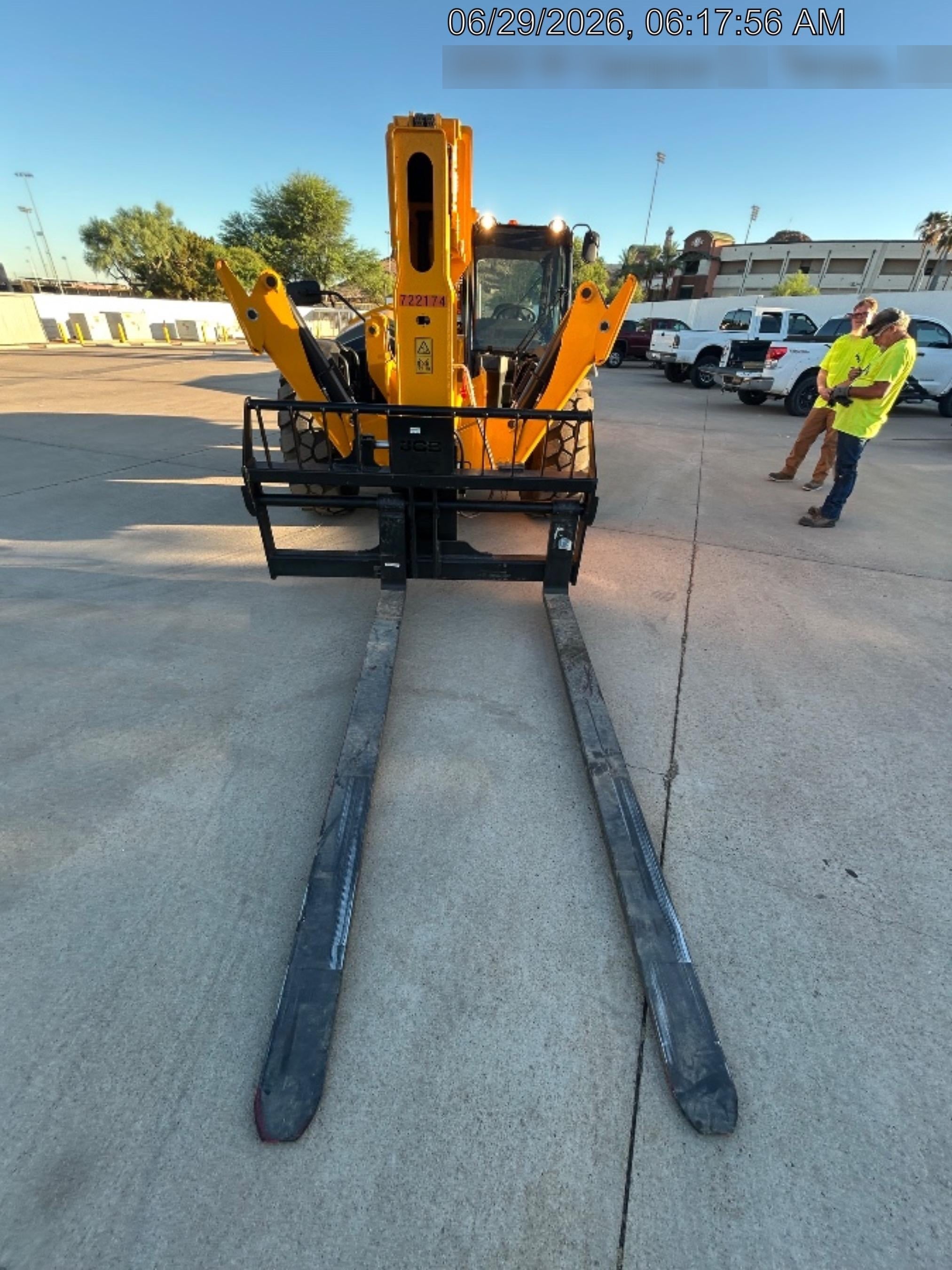 2026 JCB 514-56