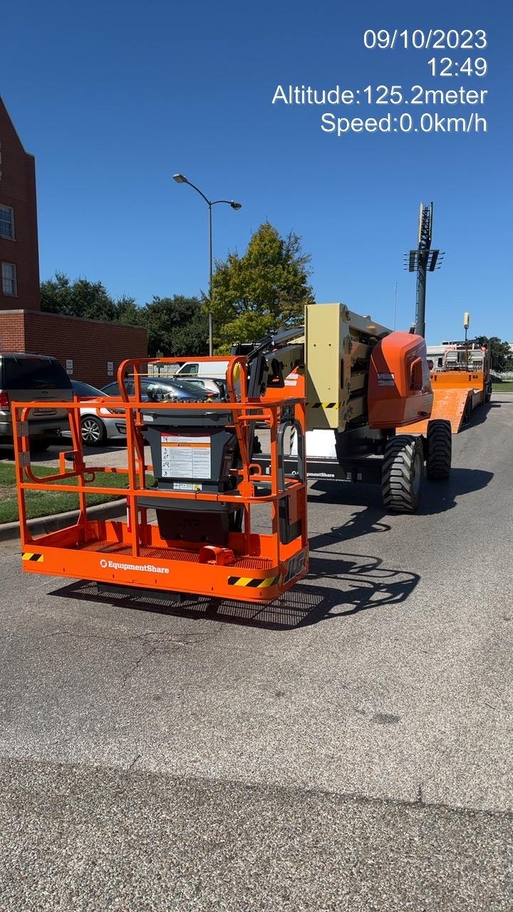 2023 JLG 450AJ