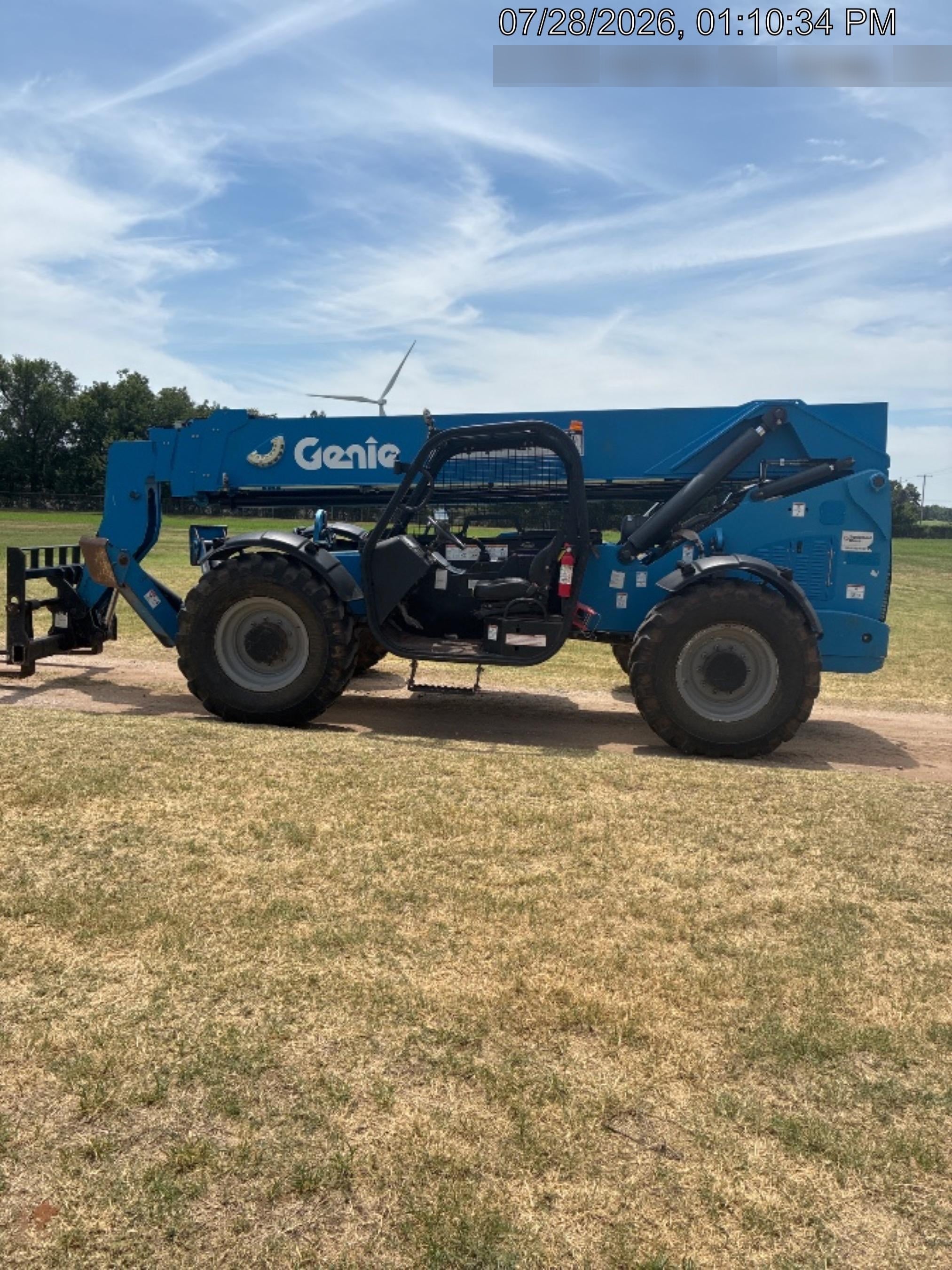 2018 GENIE GTH-1056