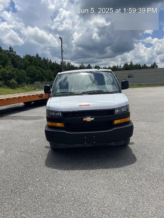 2023 CHEVROLET Express Van - Rental