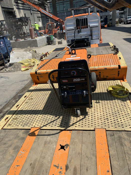 2021 Lincoln Electric Ranger 305 LPG LPG One-Pak (includes undercarriage, tank holder & tank strap) ORANGE