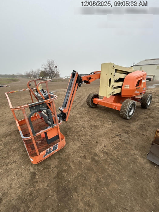 2019 JLG 450AJ