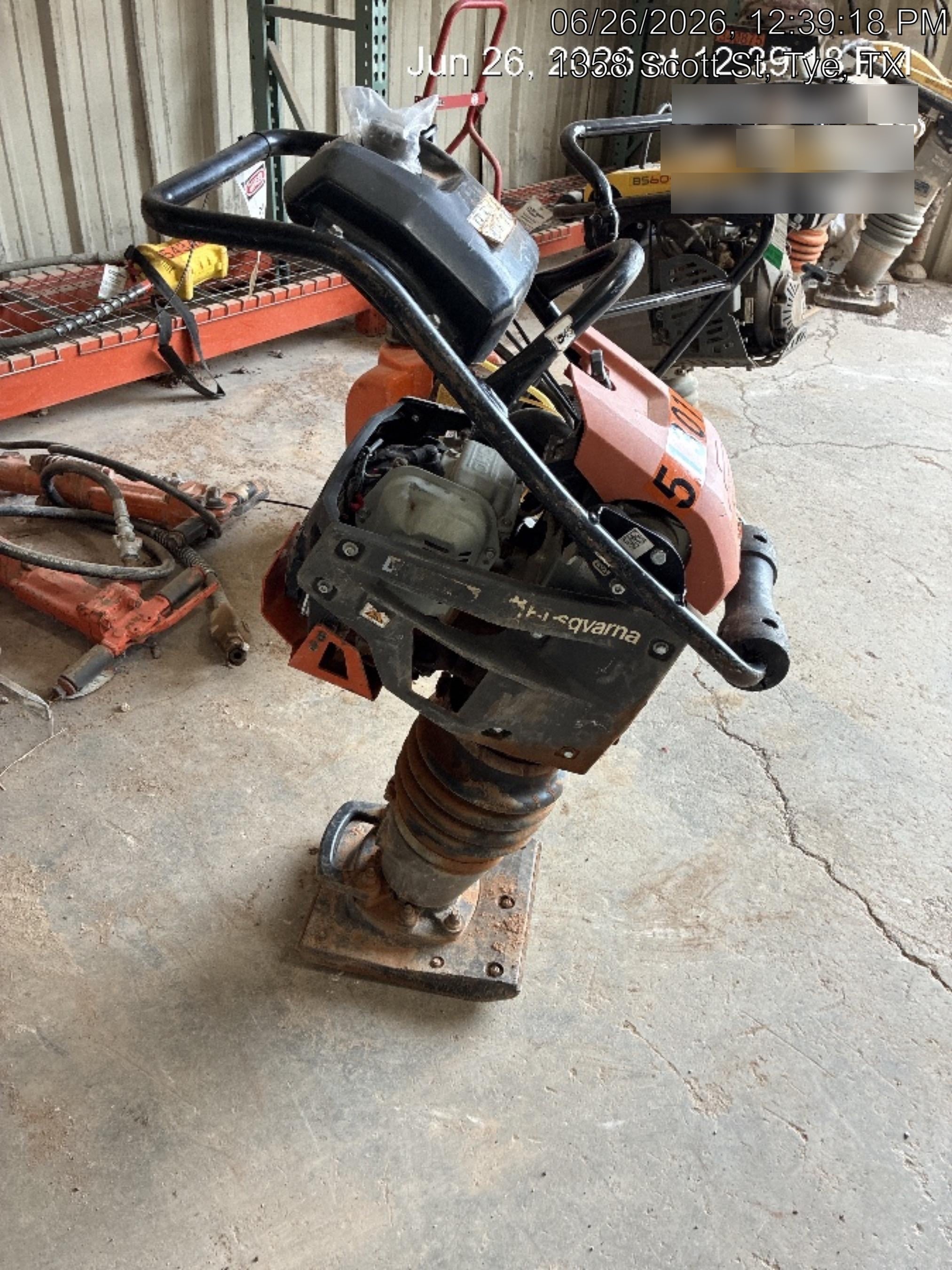 2025 HUSQVARNA LT6005