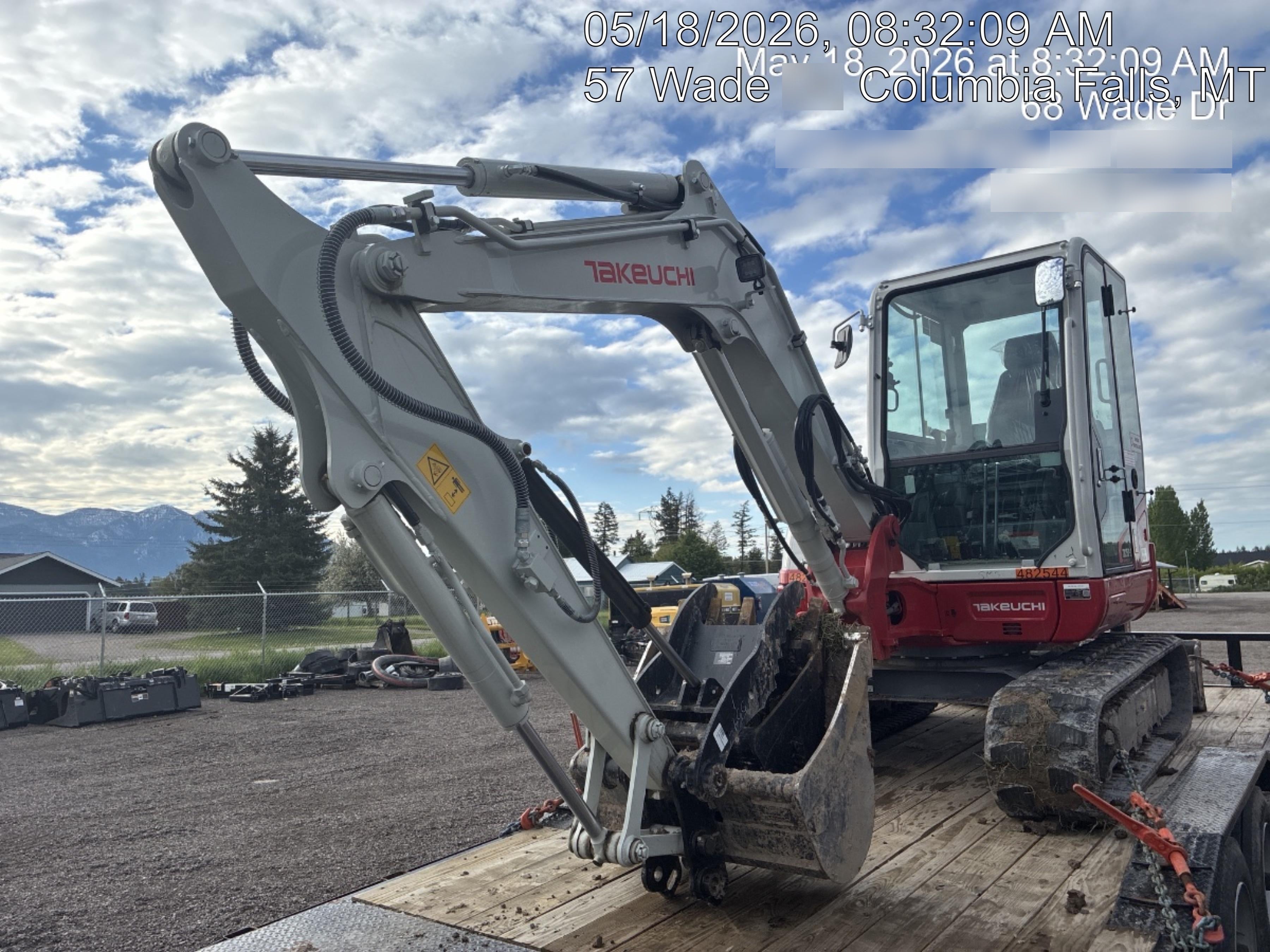 2024 TAKEUCHI TB250-2CR