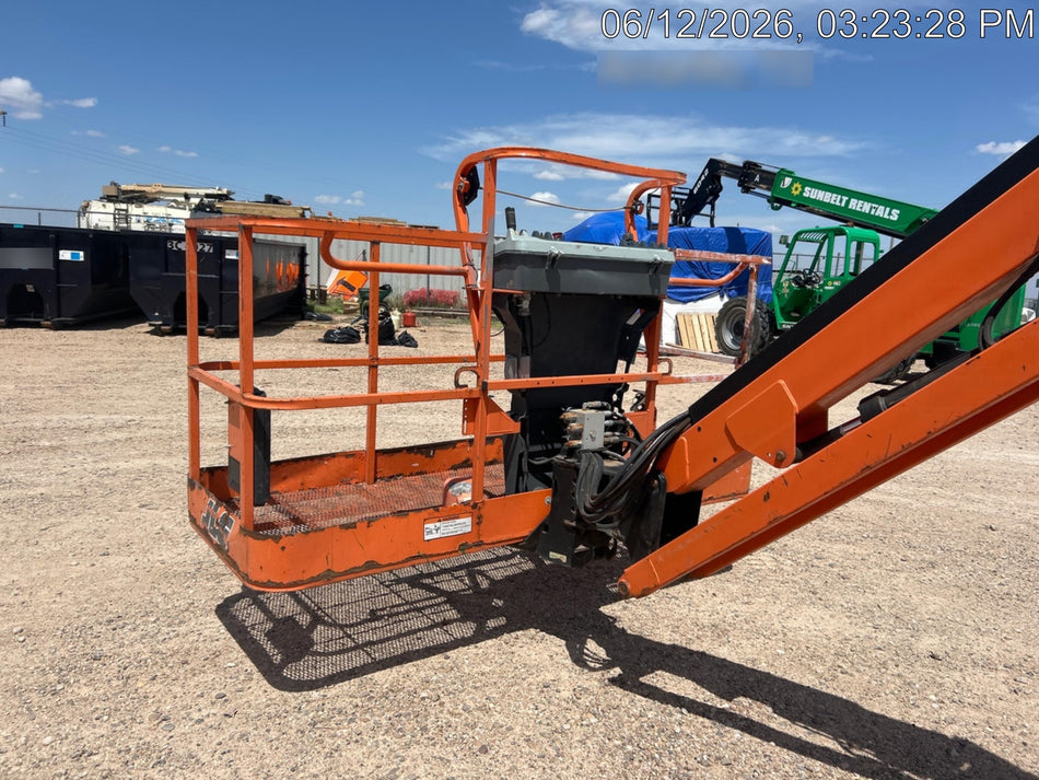 2019 JLG 600AJ