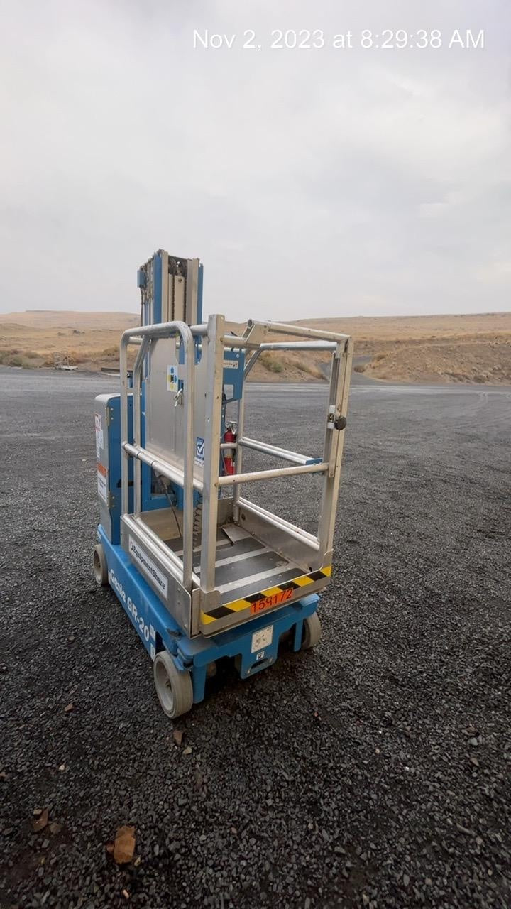 2021 GENIE GR-20