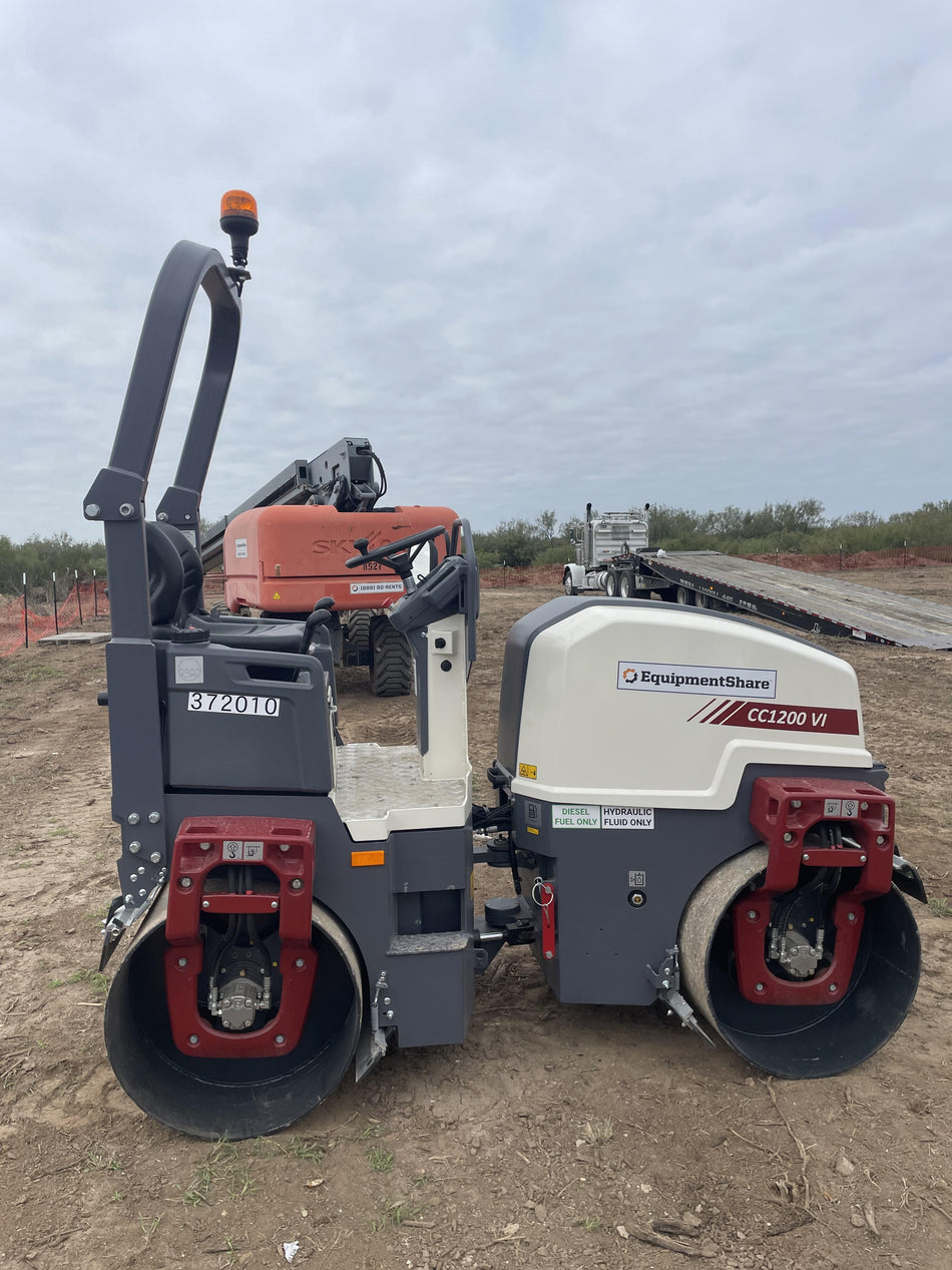 2023 DYNAPAC CC1200