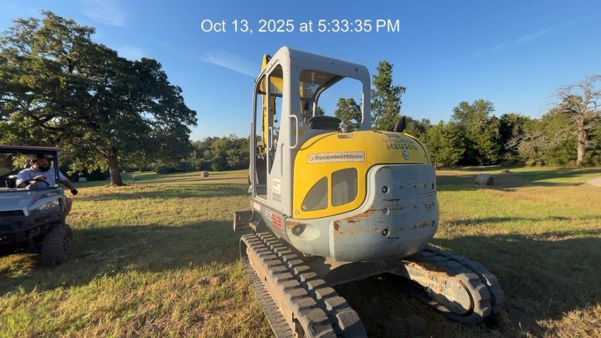 Wacker Neuson EZ53 Open ROPS, Rubber Tracks, Long Dipperstick, T4, Bucket