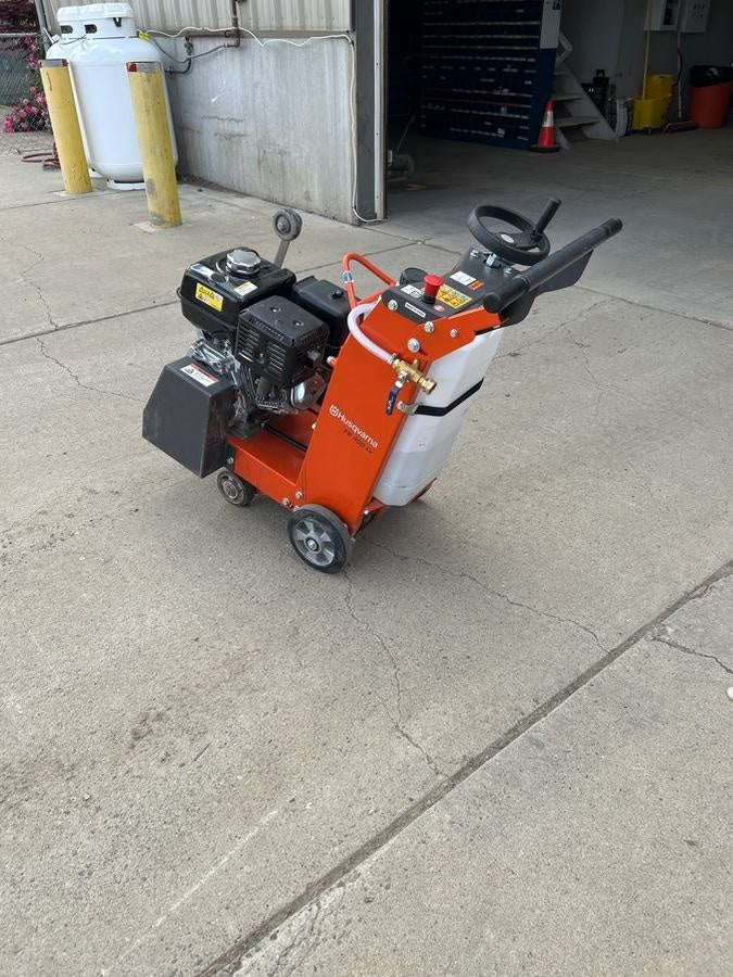 2025 HUSQVARNA FS 400 LV