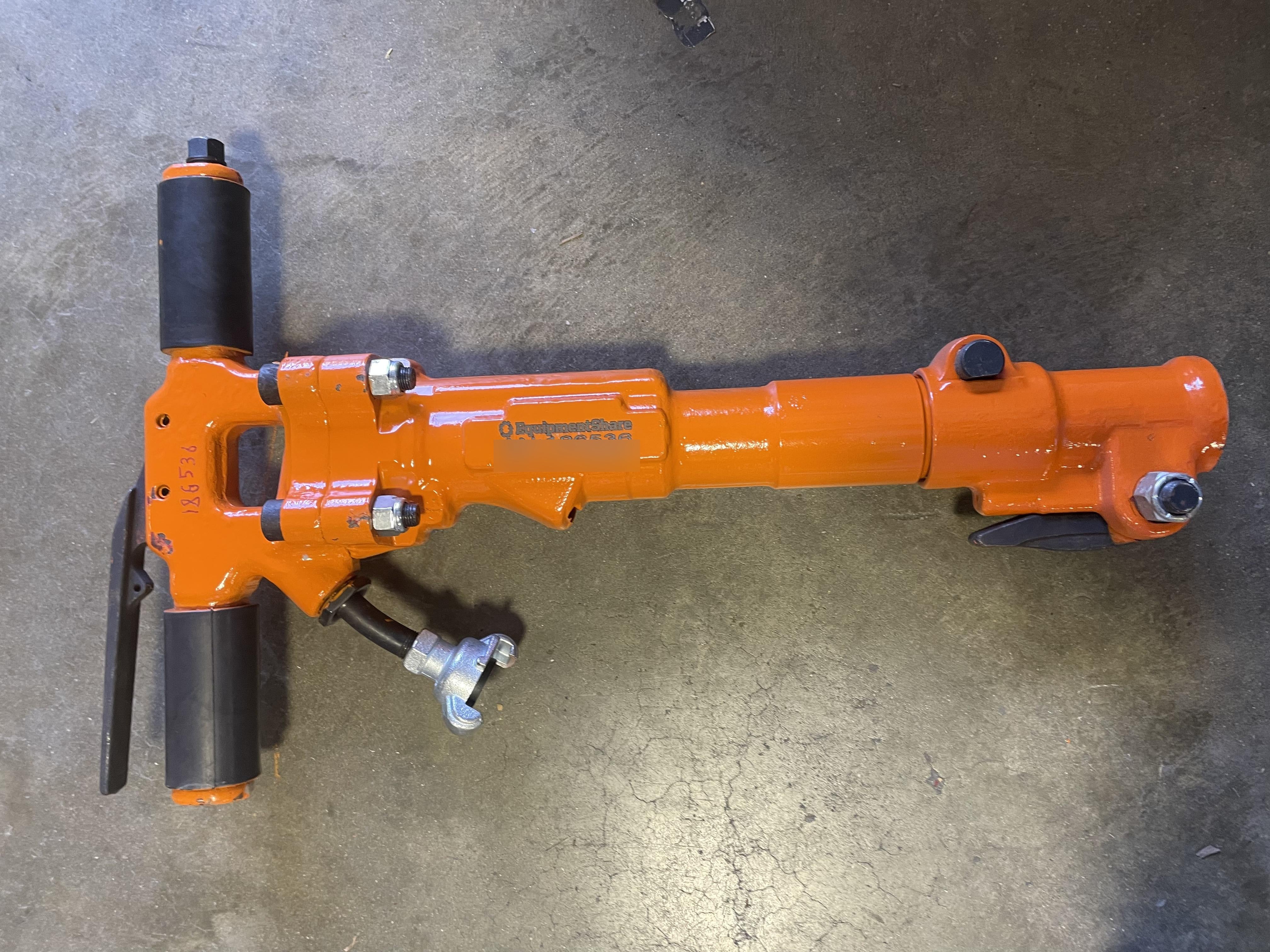 2021 MICHIGAN PNEUMATIC MP-30-1